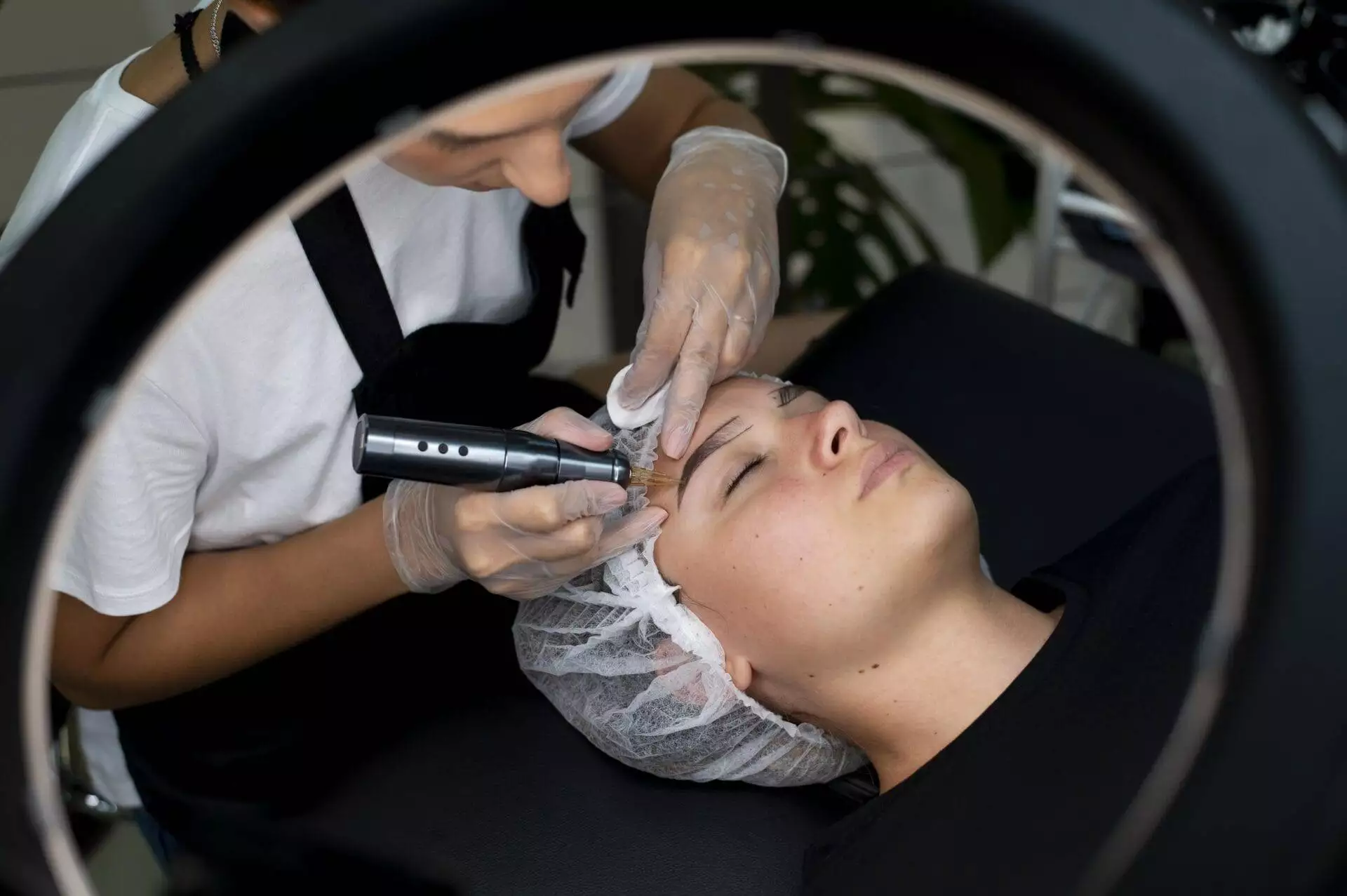 Unlocking the Secrets of Microblading Mastery: Achieving the Perfect Arch Every Time